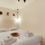 Intimate With Air Conditioner & Jacuzzi 2br 6p Montmartre Parigi