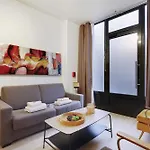 Intimate With Air Conditioner & Jacuzzi 2br 6p Montmartre Parigi